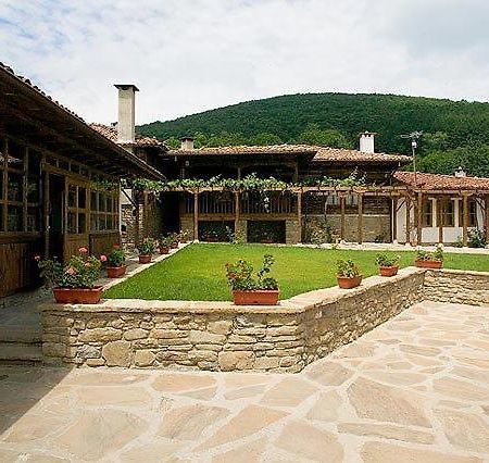 The House With The Vine Guest House Zheravna Εξωτερικό φωτογραφία