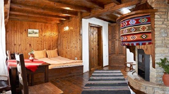 The House With The Vine Guest House Zheravna Εξωτερικό φωτογραφία