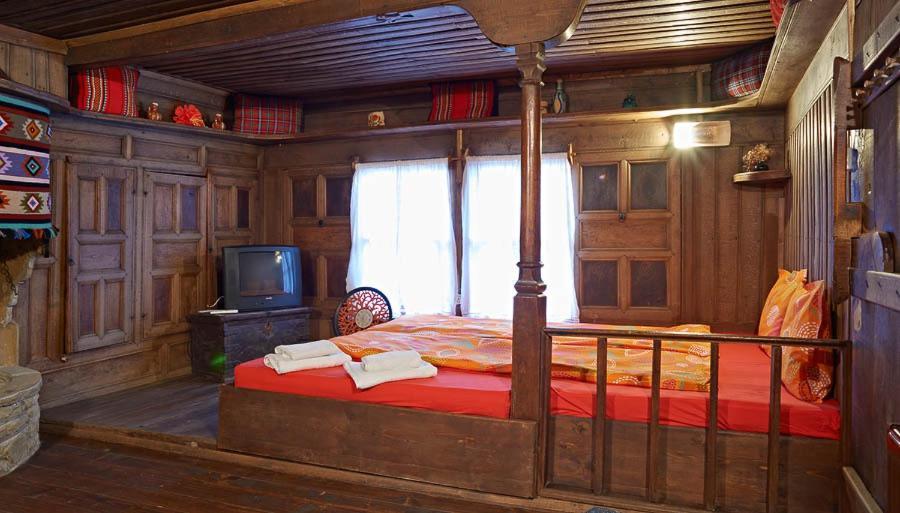 The House With The Vine Guest House Zheravna Εξωτερικό φωτογραφία